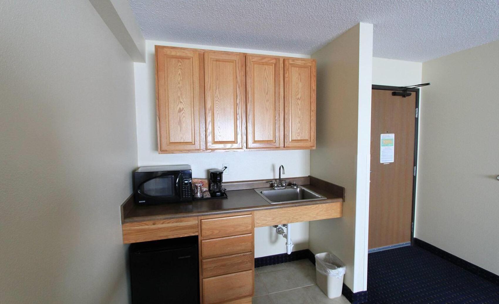 Americinn By Wyndham Cedar Rapids Airport Kültér fotó